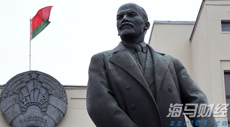  暑期珠海口岸现“入境游”“港澳游”客流双高峰