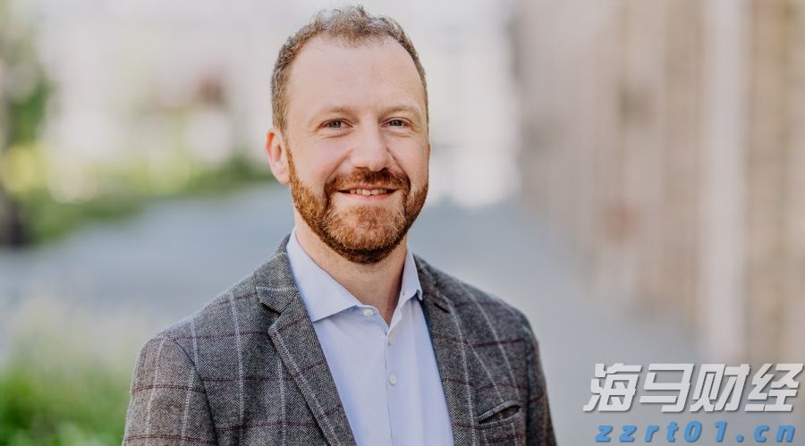 英国石油(BP.US)第二季度盈利超预期 新董事长将启动全面业务评估